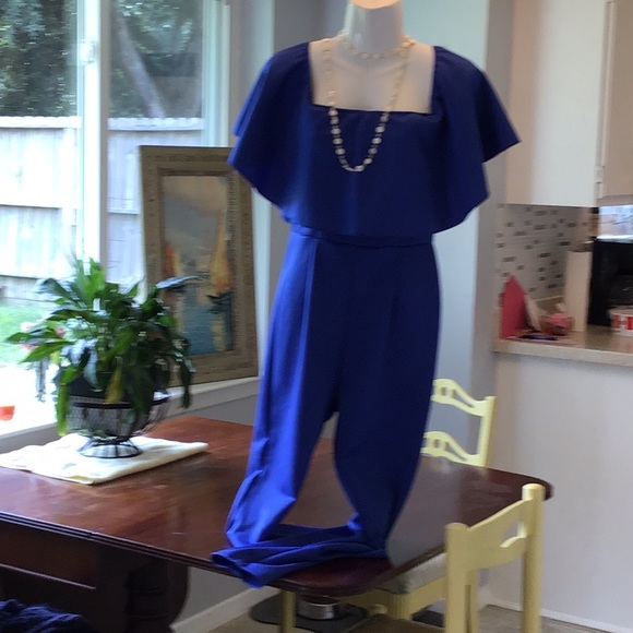 Gorgeous to the Touch. Satiny Romper. - Picture 3 of 7